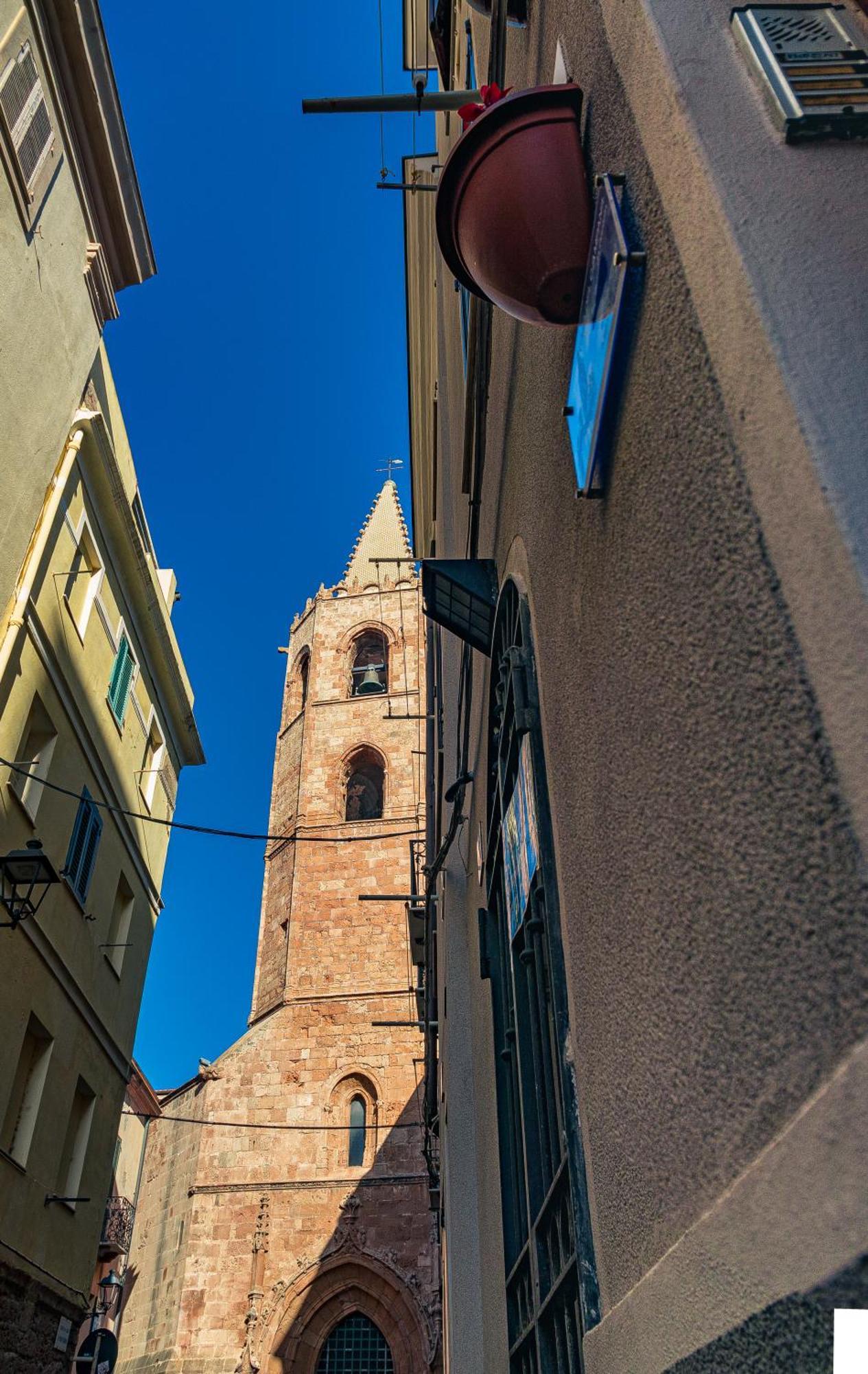 Apartmán Casa Del Campanil Alghero Exteriér fotografie
