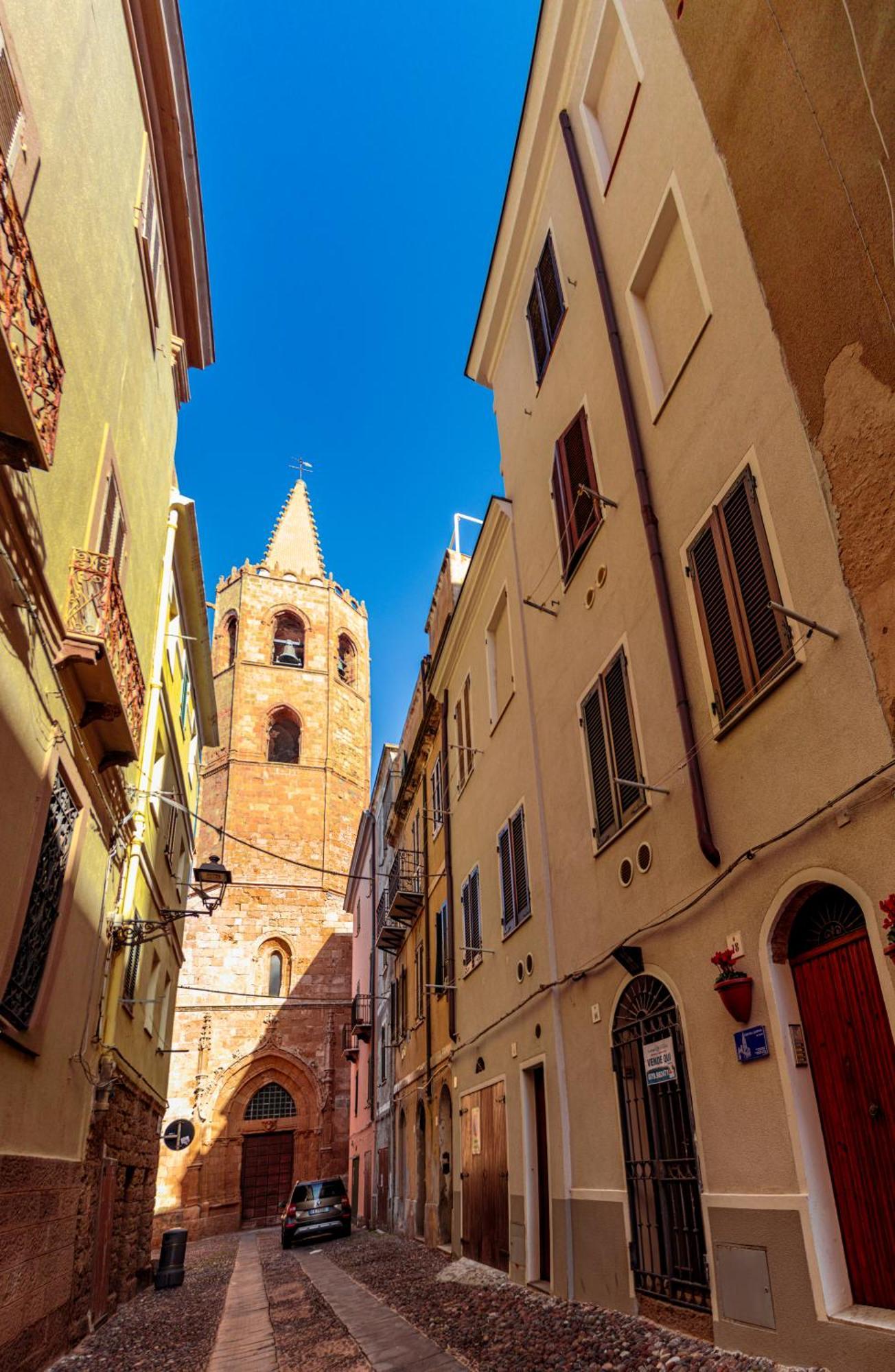 Apartmán Casa Del Campanil Alghero Exteriér fotografie